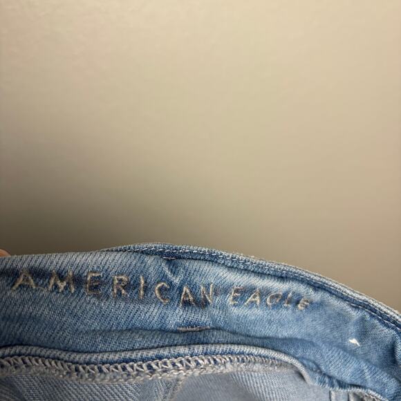 American Eagle Mom Short Light Wash Paper Bag Tie Waist Denim Women's Size 14 - Picture 4 of 6